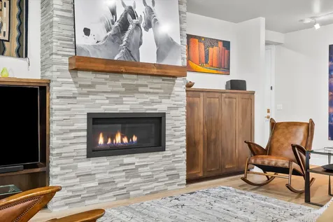 60886 SW Headwaters Loop Bend OR 97702