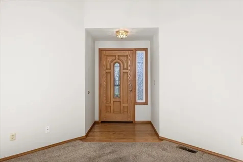154 Silverwood Court Central Point OR 97502