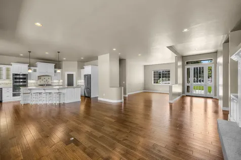2462 Osprey Drive Redmond OR 97756