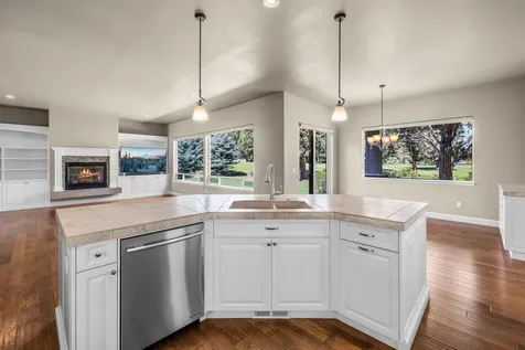 2462 Osprey Drive Redmond OR 97756