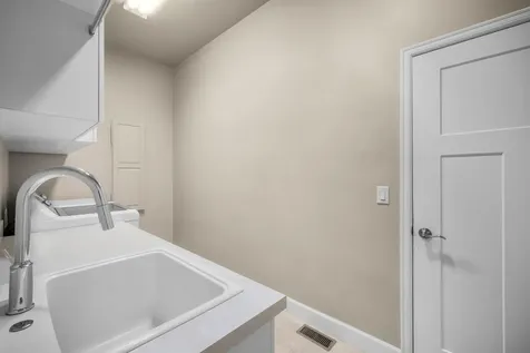 2462 Osprey Drive Redmond OR 97756