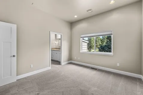 2462 Osprey Drive Redmond OR 97756