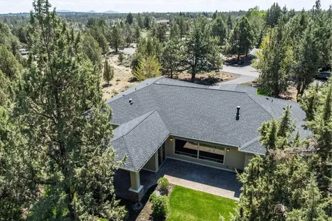 2462 Osprey Drive Redmond OR 97756