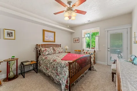 847 Three Pines Road Grants Pass OR 97526