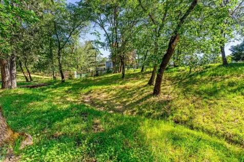847 Three Pines Road Grants Pass OR 97526