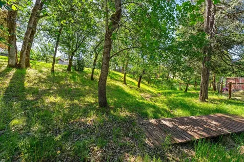 847 Three Pines Road Grants Pass OR 97526