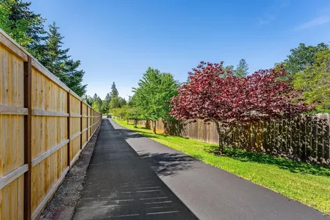 847 Three Pines Road Grants Pass OR 97526
