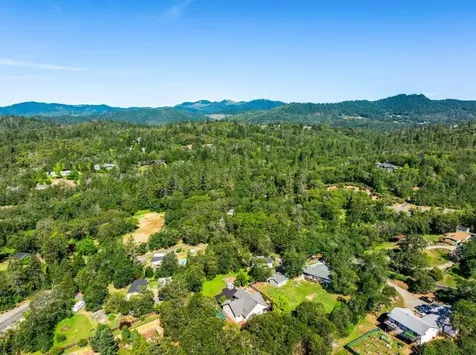 847 Three Pines Road Grants Pass OR 97526