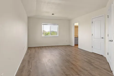 585 NE Redwood Avenue Redmond OR 97756