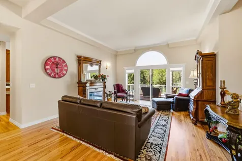 8993 John Day Drive Gold Hill OR 97525