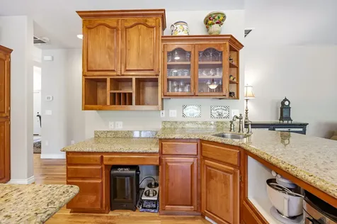 8993 John Day Drive Gold Hill OR 97525