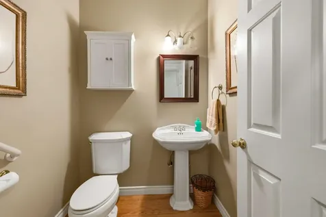 8993 John Day Drive Gold Hill OR 97525