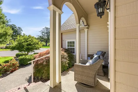 8993 John Day Drive Gold Hill OR 97525