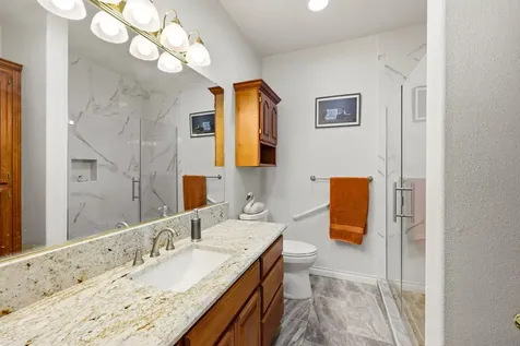8993 John Day Drive Gold Hill OR 97525