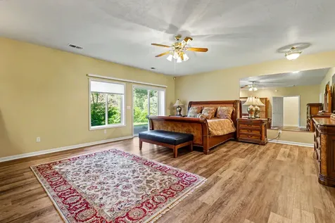 8993 John Day Drive Gold Hill OR 97525