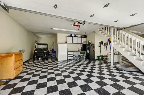 8993 John Day Drive Gold Hill OR 97525
