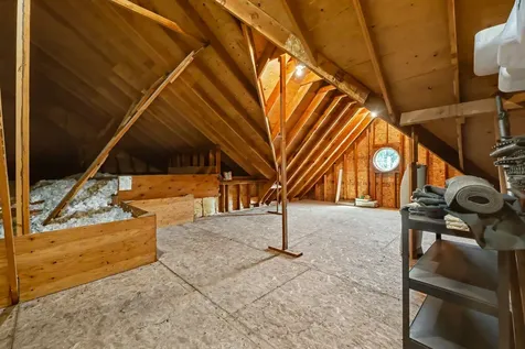 8993 John Day Drive Gold Hill OR 97525