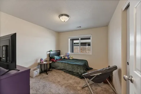 145 SW Vicki Lane Grants Pass OR 97526