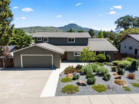 2642 Hawaiian Avenue Medford OR 97504