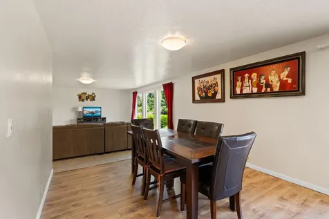 2642 Hawaiian Avenue Medford OR 97504