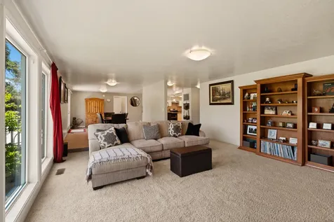 2642 Hawaiian Avenue Medford OR 97504