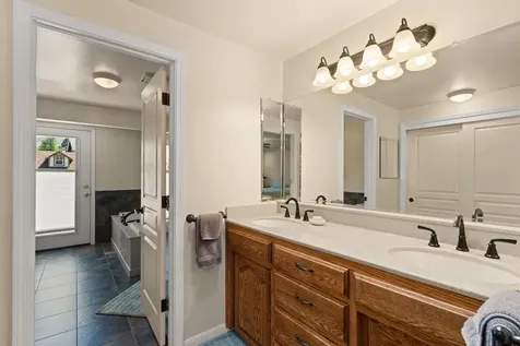 2642 Hawaiian Avenue Medford OR 97504