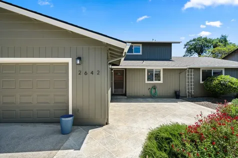 2642 Hawaiian Avenue Medford OR 97504