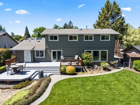 2642 Hawaiian Avenue Medford OR 97504