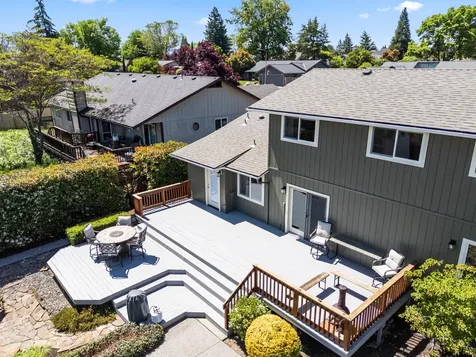 2642 Hawaiian Avenue Medford OR 97504