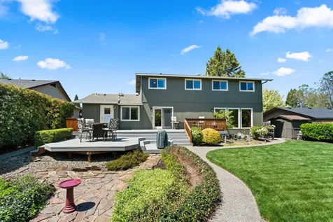 2642 Hawaiian Avenue Medford OR 97504