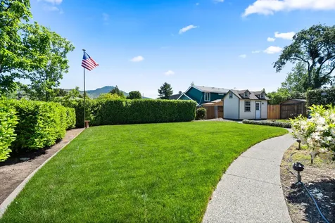2642 Hawaiian Avenue Medford OR 97504