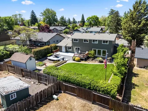 2642 Hawaiian Avenue Medford OR 97504