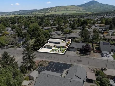2642 Hawaiian Avenue Medford OR 97504