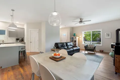 516 SE Gleneden Place Bend OR 97702