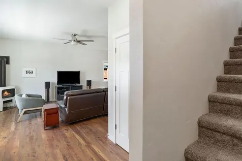 516 SE Gleneden Place Bend OR 97702