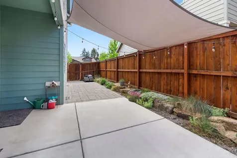 516 SE Gleneden Place Bend OR 97702