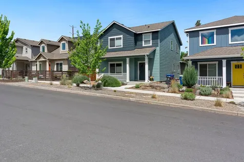 516 SE Gleneden Place Bend OR 97702
