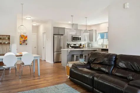 516 SE Gleneden Place Bend OR 97702