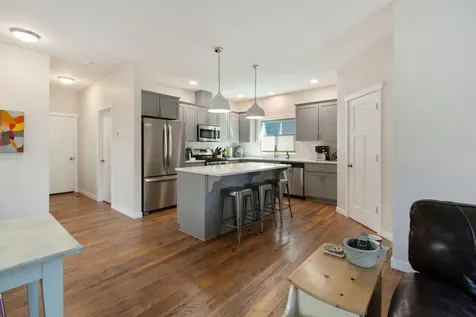 516 SE Gleneden Place Bend OR 97702