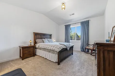 51911 Campfire Drive La Pine OR 97739