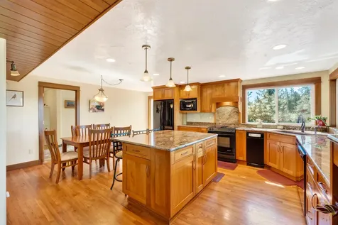 69470 Deer Ridge Road Sisters OR 97759