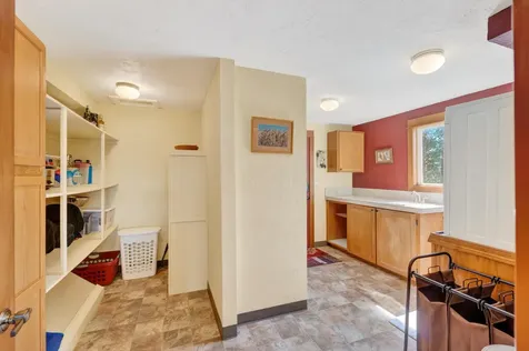 69470 Deer Ridge Road Sisters OR 97759