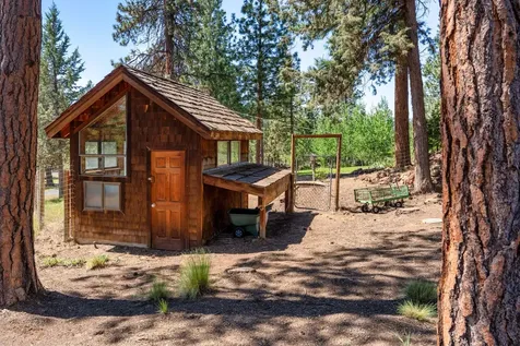 69470 Deer Ridge Road Sisters OR 97759