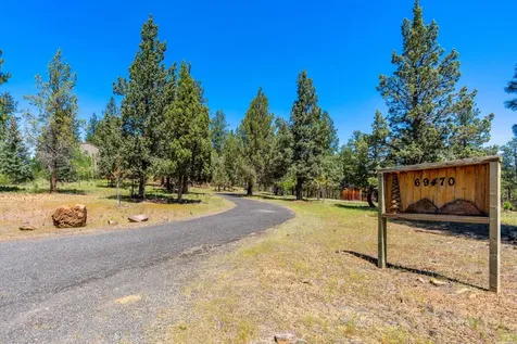 69470 Deer Ridge Road Sisters OR 97759