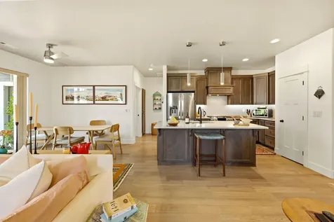 3847 Wyoming Lane Medford OR 97504