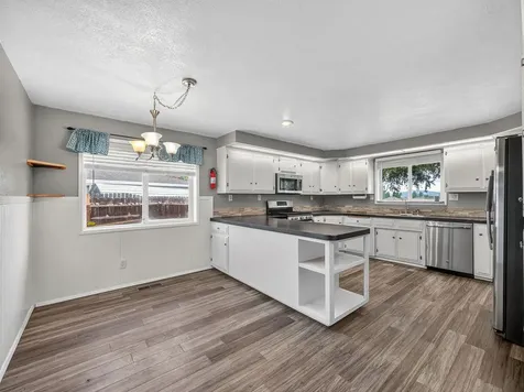 4316 El Cerrito Way Klamath Falls OR 97603