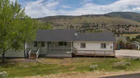 1839 Melanie Court Klamath Falls OR 97601