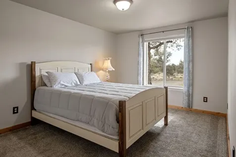 5900 NW 59th Street Redmond OR 97756