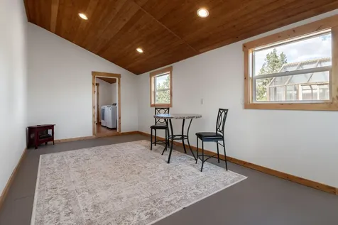 5900 NW 59th Street Redmond OR 97756
