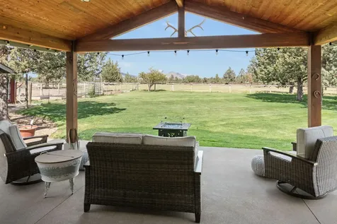 5900 NW 59th Street Redmond OR 97756